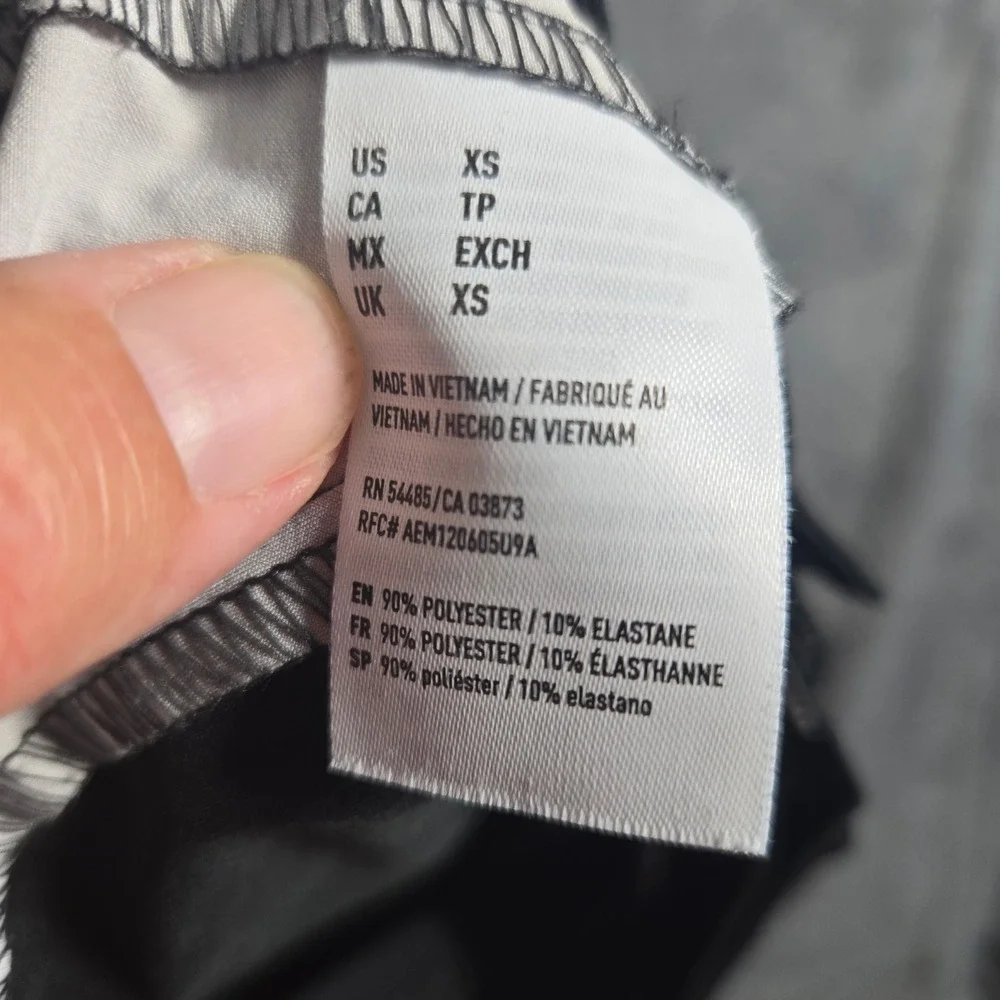 American Eagle Mens XS Board Shorts Grey Black Colorblock Space Dye Swim Trunks